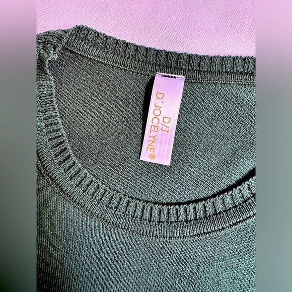 D’JOCELYNE Green Embroidered Sweater Dress - Picture 5 of 6